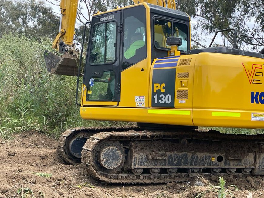 What must you know about working before a mini excavator hire?