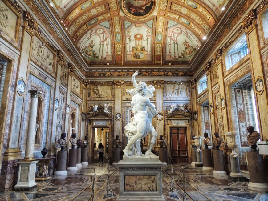 Iconic Art Galleries and Historical Sites You Need to Visit