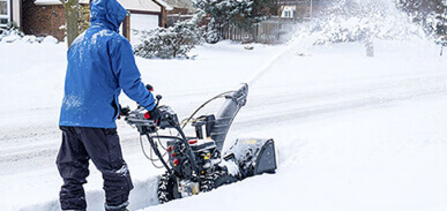 Top-Rated Residential Snow Removal Service: Stay Snow-Free This Winter