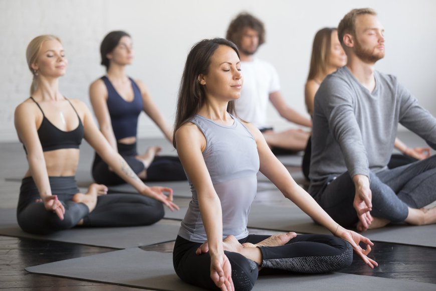 How to Connect with Your Community Through Yoga Classes