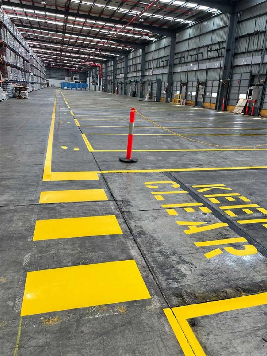 How Floor Marking in Warehouses Improves Workflow?