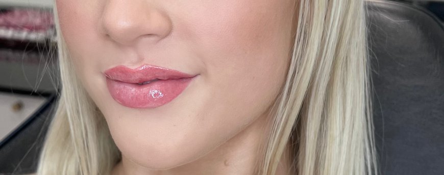 Always Have Perfect Lips with Permanent Lip Blushing Treatment