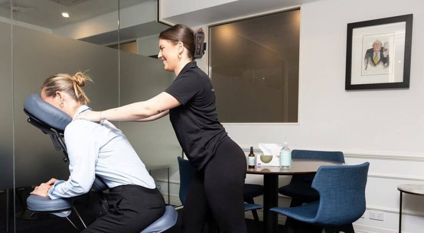 How Seated Chair Massage Helps Busy Professionals