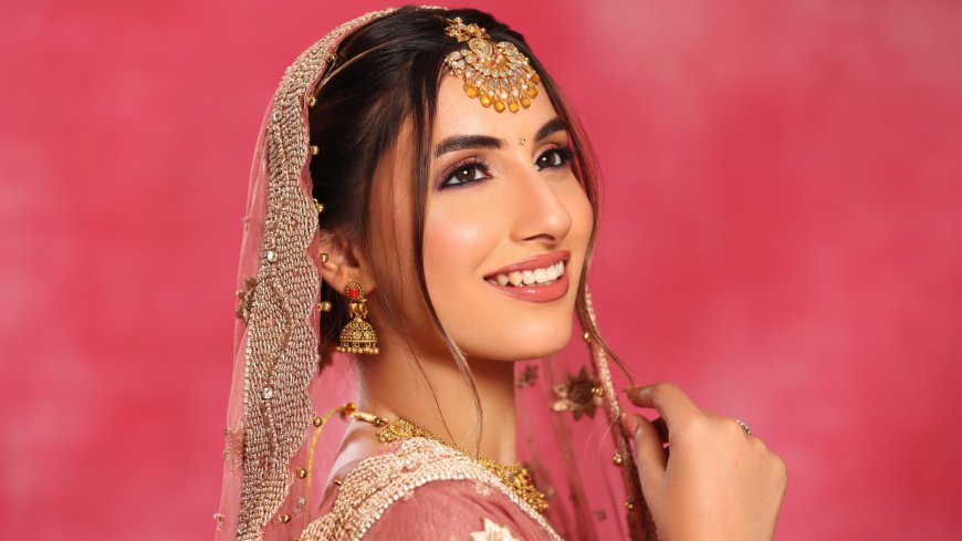 Makeup Artists in Delhi: Finding the Perfect Artist for Every Occasion