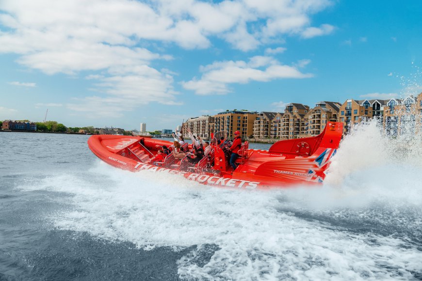 Explore the River Thames in Style with Thames Rockets’ High-Speed Boat Tours