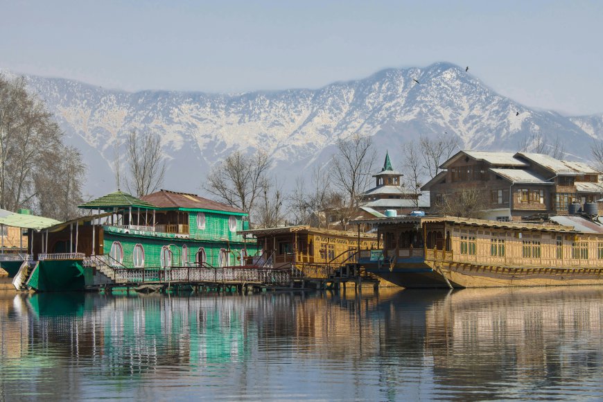 A Winter Wonderland: Why Kashmir Should Be on Your Winter Travel List