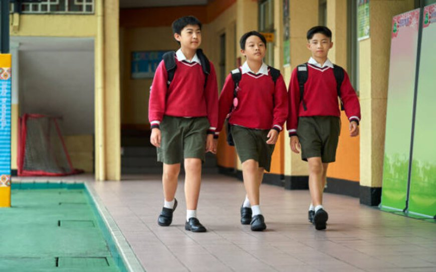 Do school uniforms contribute to better student behavior?