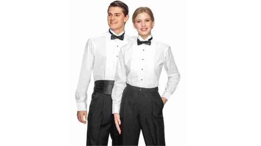 Differences Between a Tuxedo and a Suit