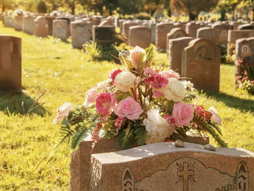 5 Ways Funeral Directors Support Families During the Holiday Season