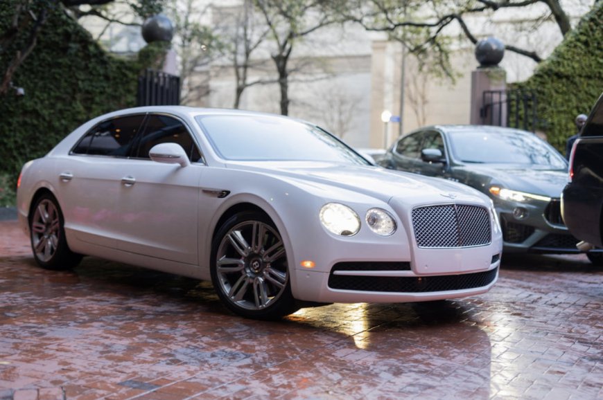 Top reasons to opt for a Luxury Car Service