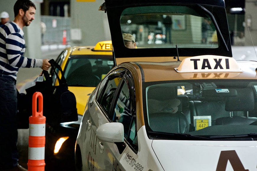 Book a Taxi to Melbourne Airport – Seamless Taxi Rides & More