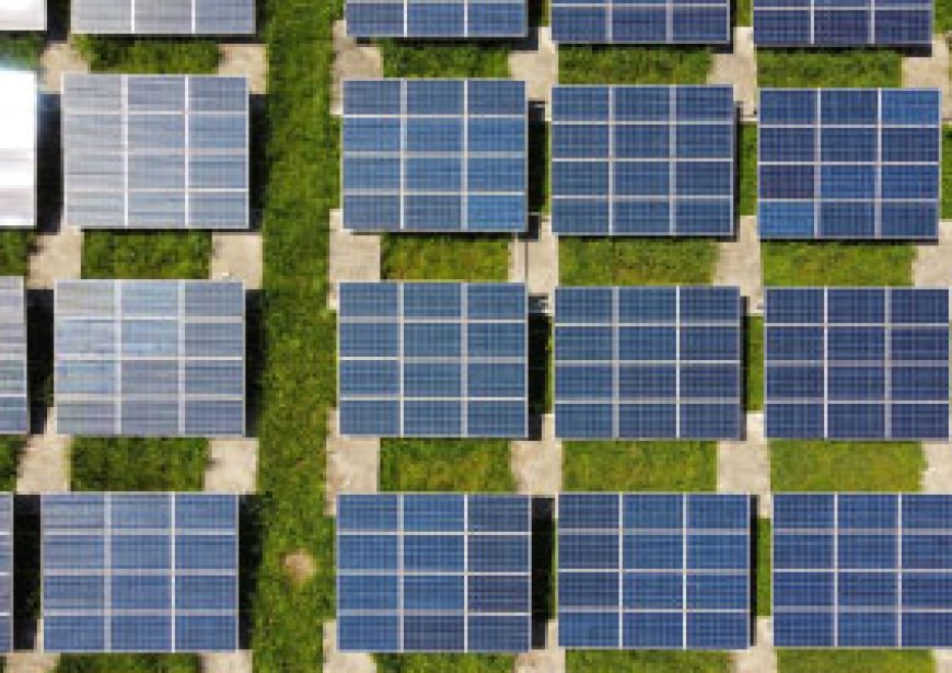 How Commercial Solar Panels Benefit Your Business