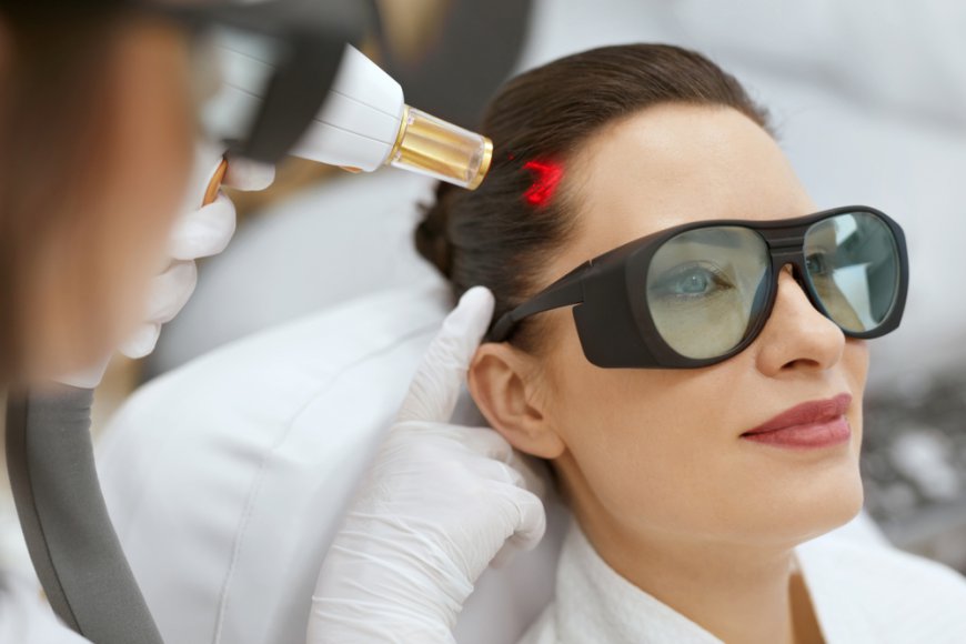 Laser Hair Therapy for Hair Loss: How Effective is it in Dubai?