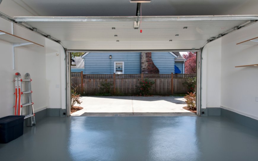 The Ultimate Guide to Commercial Garage Door Maintenance: Key Steps and Tips for Longevity