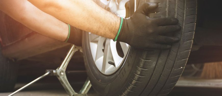 DIY Tyre Puncture Repair vs. Professional Assistance: What's Best?