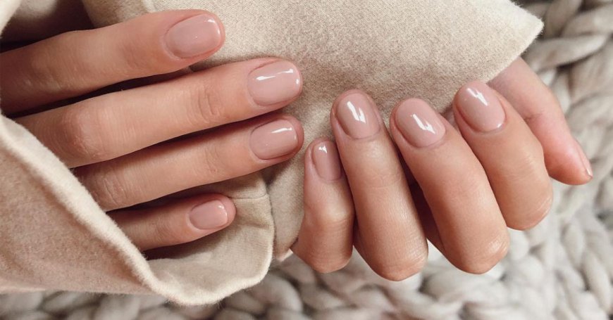 What Are The Benefits of Nude Nail Polish?