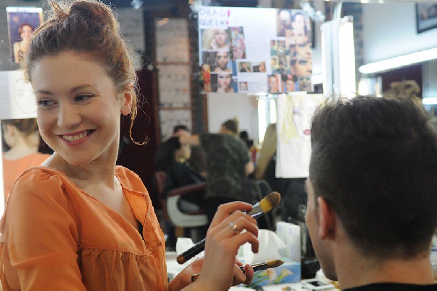 Professional Makeup Artist Courses for Films, TV & Theatre