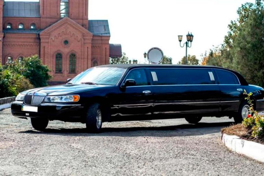 Why Private Limo Service is ideal for special occasions