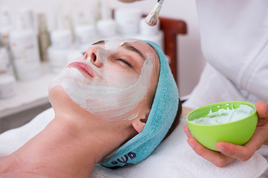 How Deep Cleansing Facial Brightens Skin