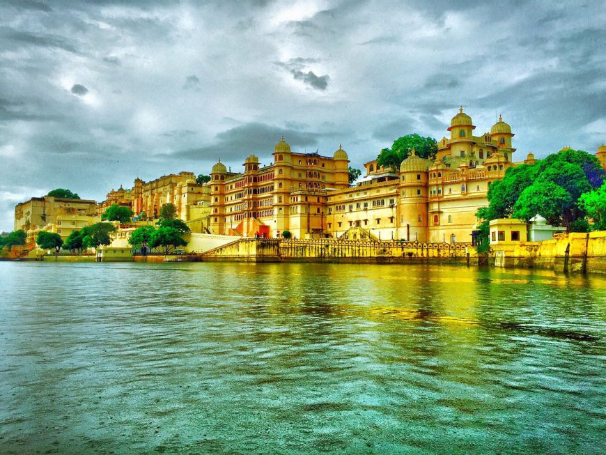 Lake Pichola: A Serene Jewel of Udaipur