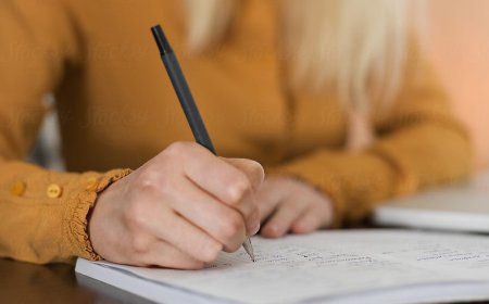 Types of Notepads and How to Use Them Effectively