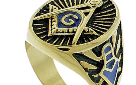 The Symbolism and Strength of the Polished Square and Compass Masonic Ring