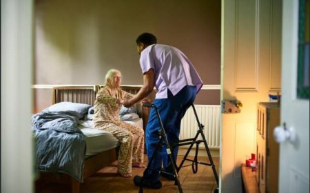 Wellness Products for Seniors That Support Sleep, Mobility, and Daily Comfort