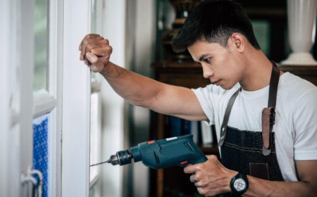 Door Fitting Services Price Guide: What Impacts Labor for Interior and Exterior Doors