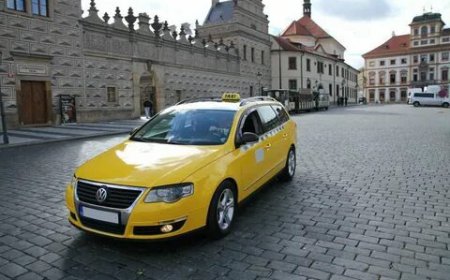 Complete Guide to Ziyarat in Makkah and Makkah to Riyadh Travel – Trusted Transport with Umrah Taxi