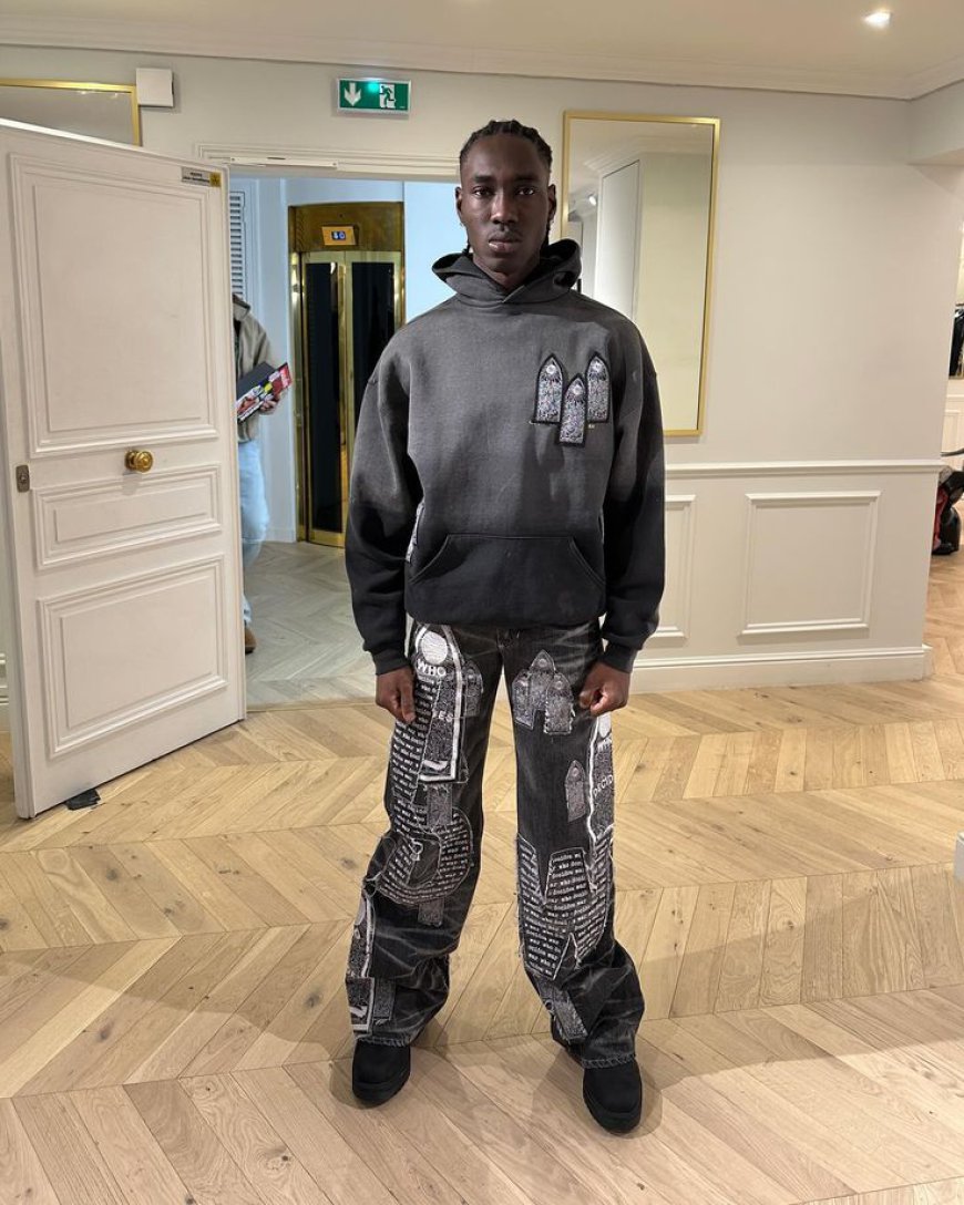 Who Decides Warr Hoodie Fit Guide