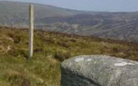 Decoding the Heart of the Archipelago: Where is the Center of the British Isles?