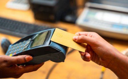 Ingenico Desk 5000 vs. Other Credit Card Terminals: Which One Is Right for Your Business?