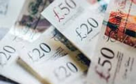 What is a Good Annual (UK) Salary to Live Comfortably and Afford a Home?