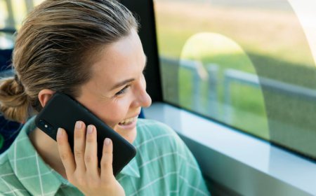 Bridging the Digital Divide with enTouch Wireless