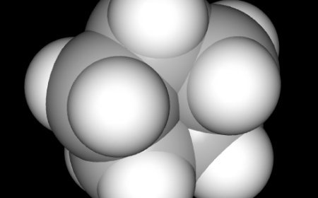 世界のシクロペンタン市場：規模、動向、成長、および分析（2026年～2033年）