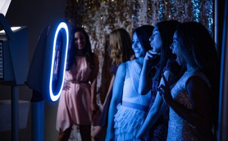 360-Degree Photo Booth Services