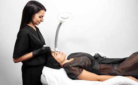 Ultrasonic Skin Peeling in Dubai: What Dermatologists Actually Recommend