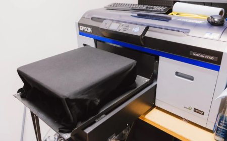 DTG Printing Toronto: Premium Custom Apparel by Ink Bomb Society
