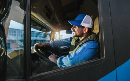 Truck Driving Paid Training Programs: What Trucking School Students Should Know