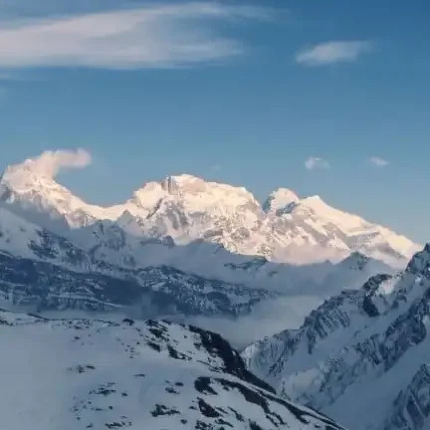 Chulu East Peak Ultimate Challenge: Rise Above Clouds in Nepal’s Wild Mountains