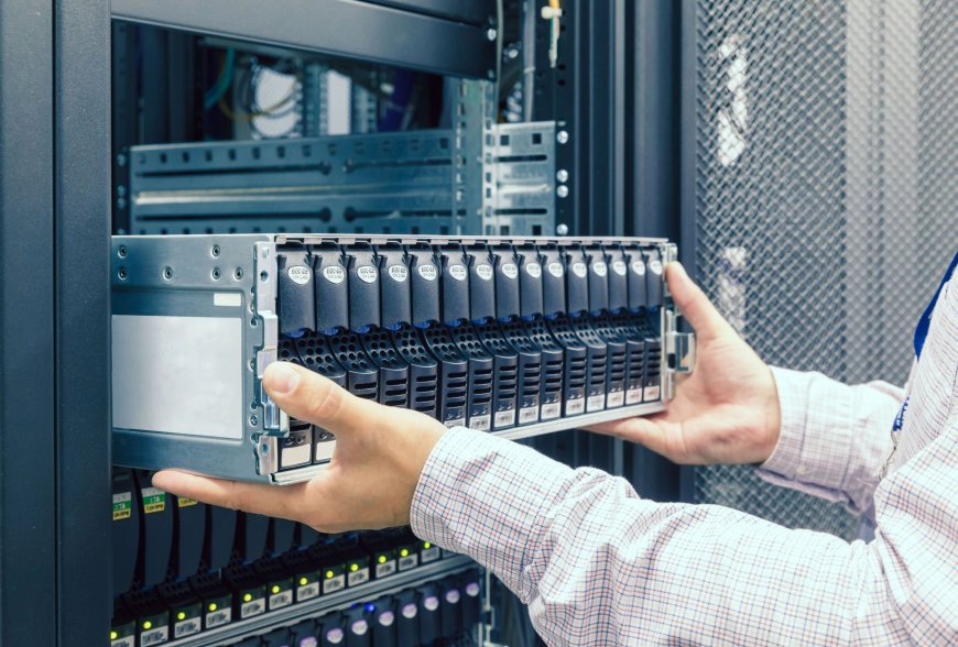 9 Reasons Businesses Prefer Colocation Services Over In-House Servers