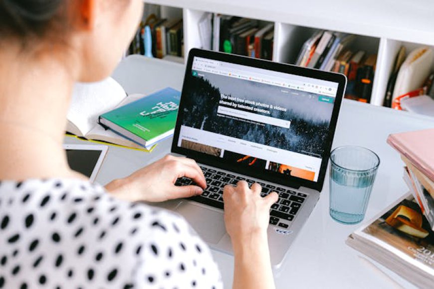 Top UAE Newspapers for Reliable Breaking News