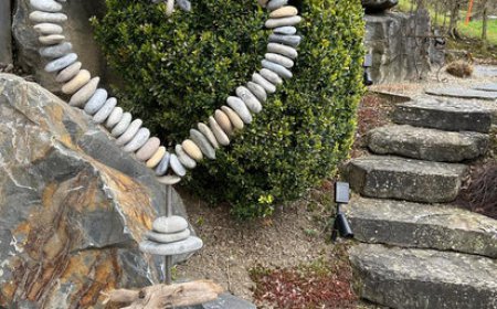Wie man ein Hochzeitsgeschenk aus Stein auswählt, das ein Paar für immer behalten wird