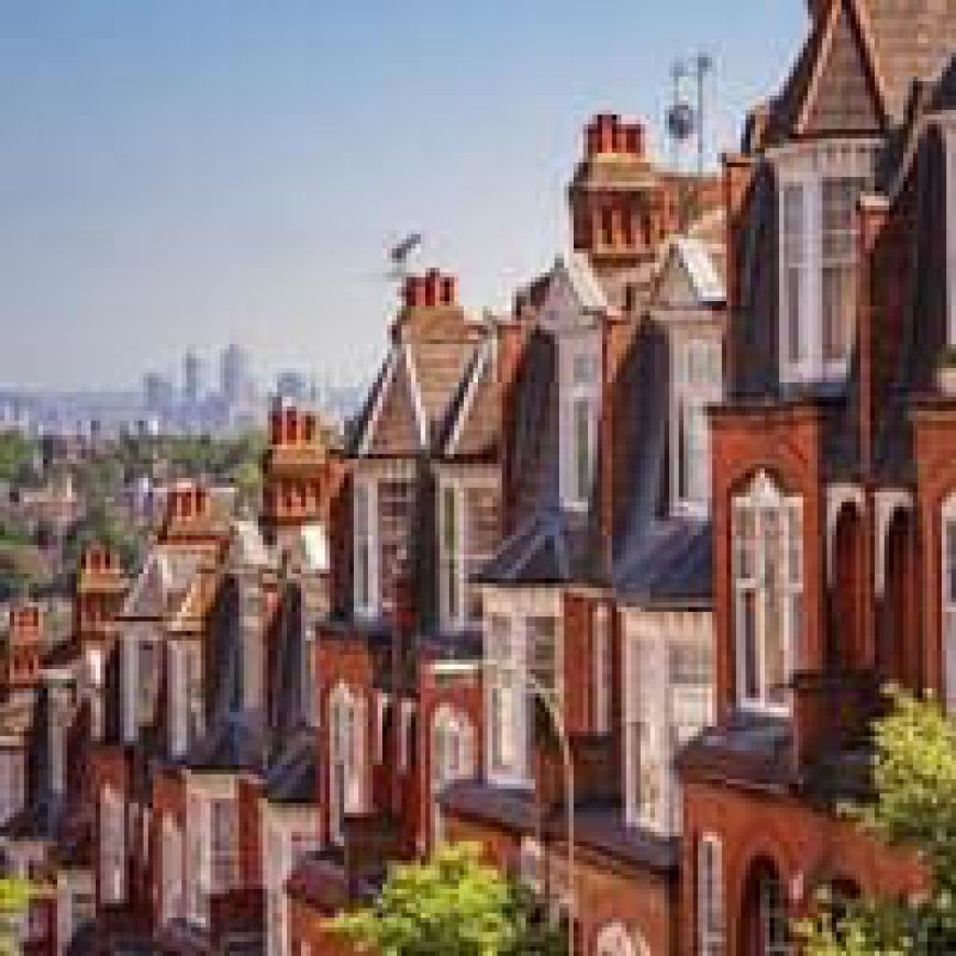 Why Should I Move to London? Is It the Best City to Live In?