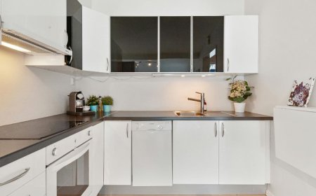 Black Larder Cupboard: A Modern Kitchen Storage Trend Explained