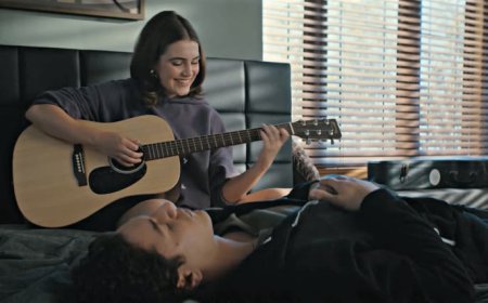 The Off Campus Effect: Why This Prime Video Show Has Everyone Talking About Jackets