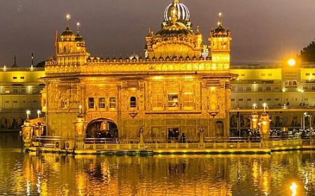 Amritsar Sightseeing Tour from Delhi – Explore the Spiritual Heart of Punjab