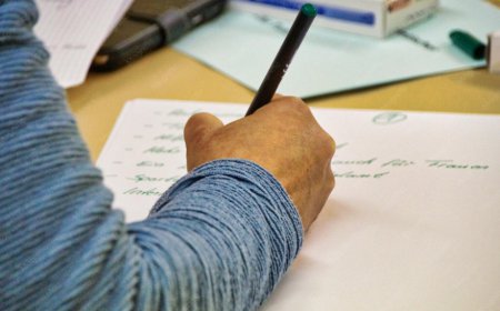 How Has the Role of the Handwriting Expert in Dallas Evolved in Modern Investigations?