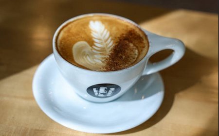 Best Coffee Blends for Every Mood: From Bright Breakfast Cups to Cozy Dessert Notes