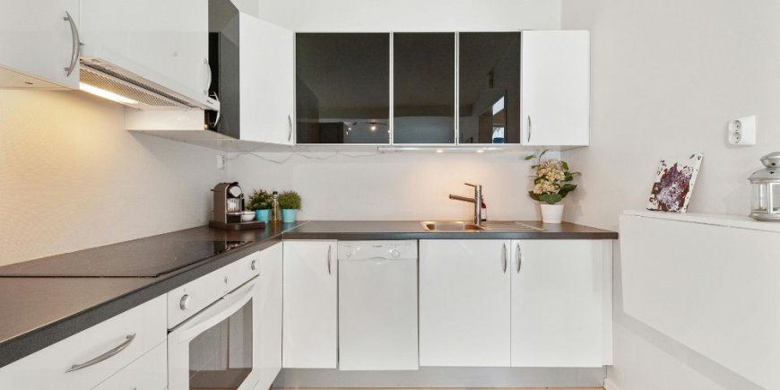 Black Larder Cupboard: A Modern Kitchen Storage Trend Explained